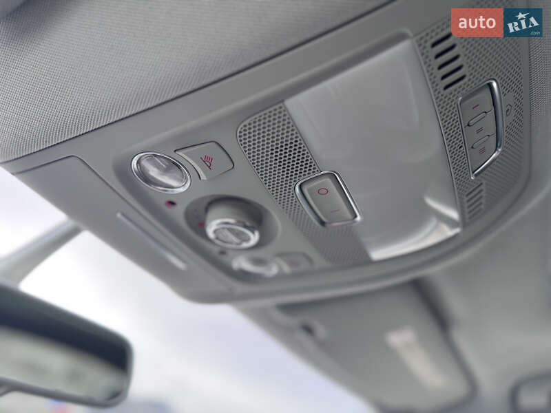 Позашляховик / Кросовер Audi Q5 2015 в Києві