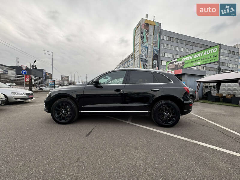 Позашляховик / Кросовер Audi Q5 2015 в Києві