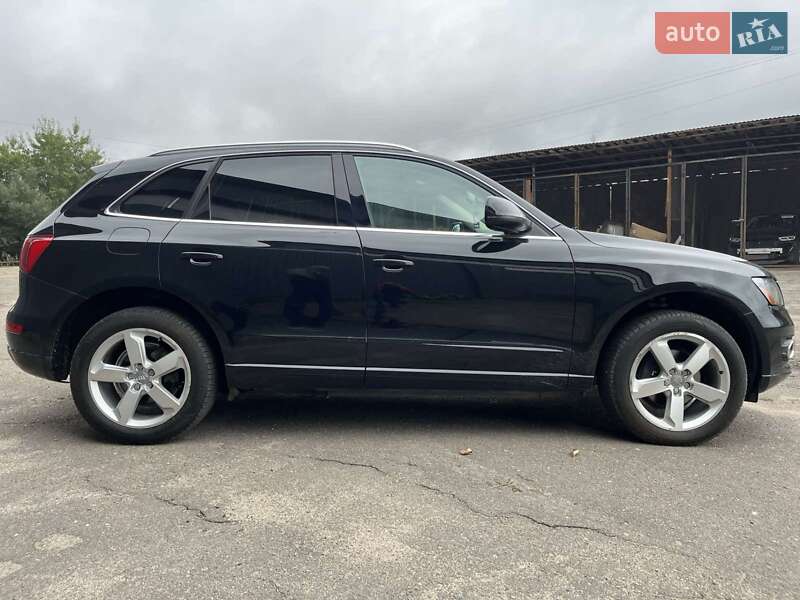 Внедорожник / Кроссовер Audi Q5 2012 в Луцке