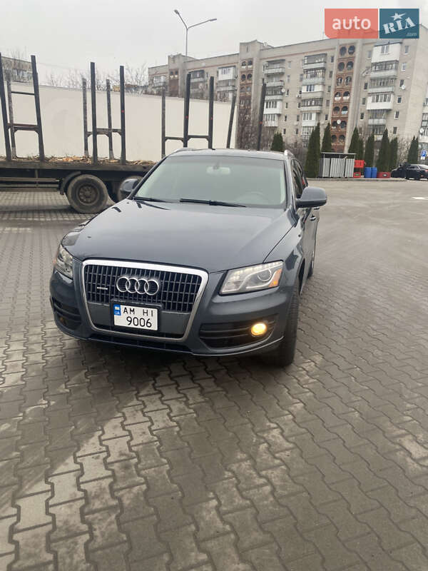 Внедорожник / Кроссовер Audi Q5 2011 в Житомире