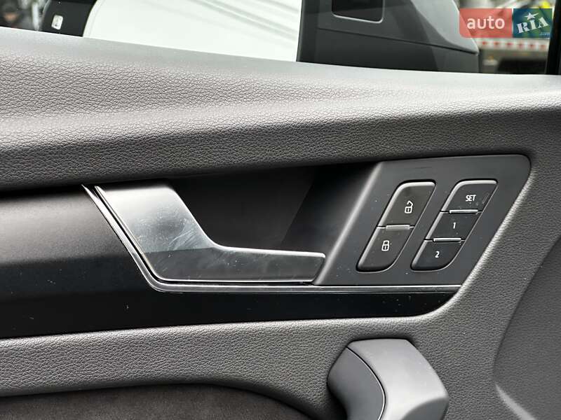 Внедорожник / Кроссовер Audi Q5 2024 в Львове