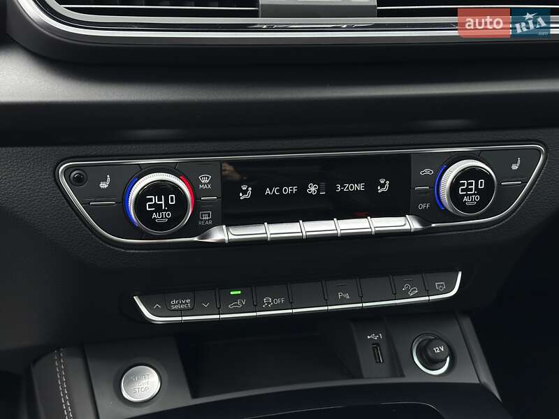 Внедорожник / Кроссовер Audi Q5 2024 в Львове