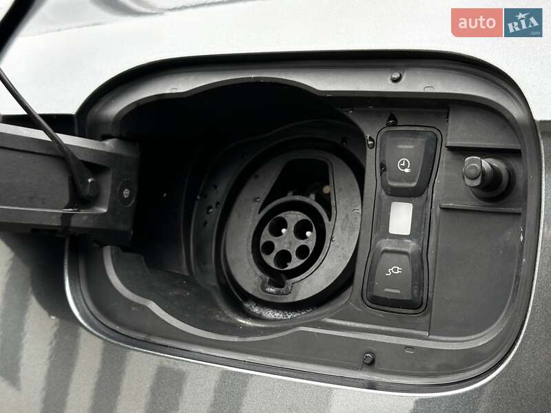 Внедорожник / Кроссовер Audi Q5 2024 в Львове