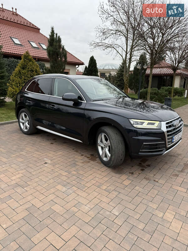 Внедорожник / Кроссовер Audi Q5 2020 в Ивано-Франковске