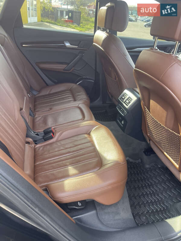 Внедорожник / Кроссовер Audi Q5 2019 в Ровно фото 23 Внедорожник / Кроссовер Audi Q5 2019 в Ровно