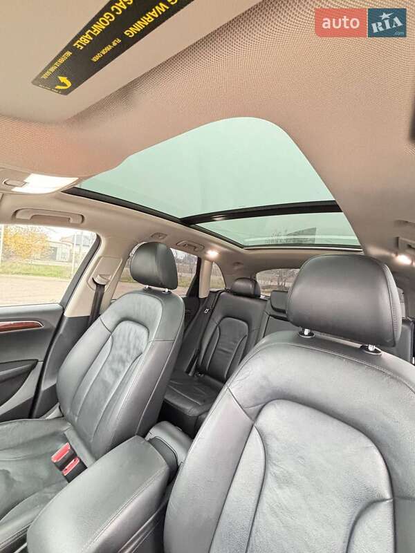 Внедорожник / Кроссовер Audi Q5 2011 в Одессе