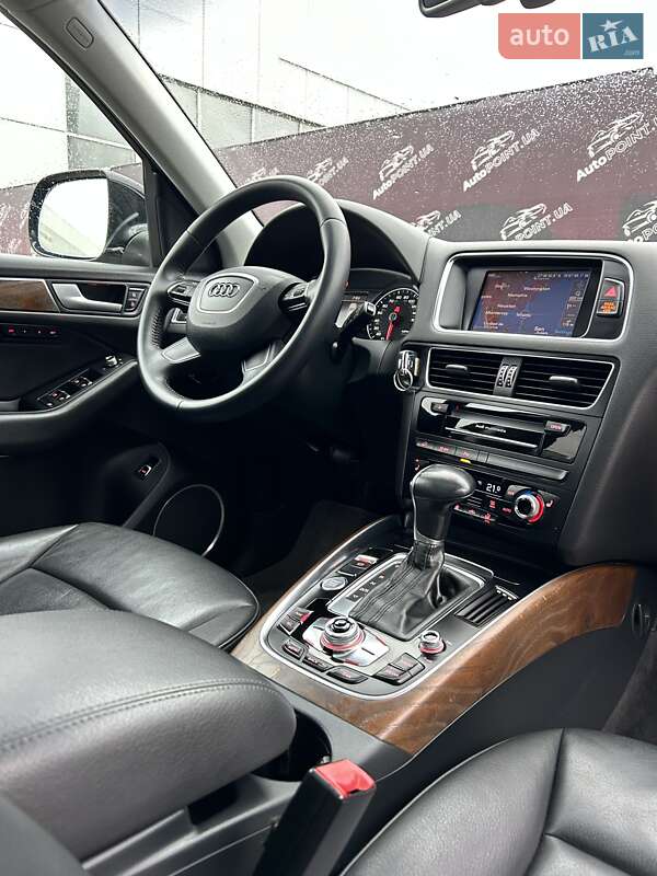 Внедорожник / Кроссовер Audi Q5 2013 в Сумах