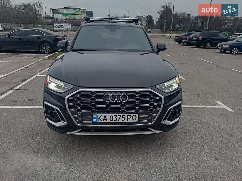 Внедорожник / Кроссовер Audi Q5 2020 в Киеве