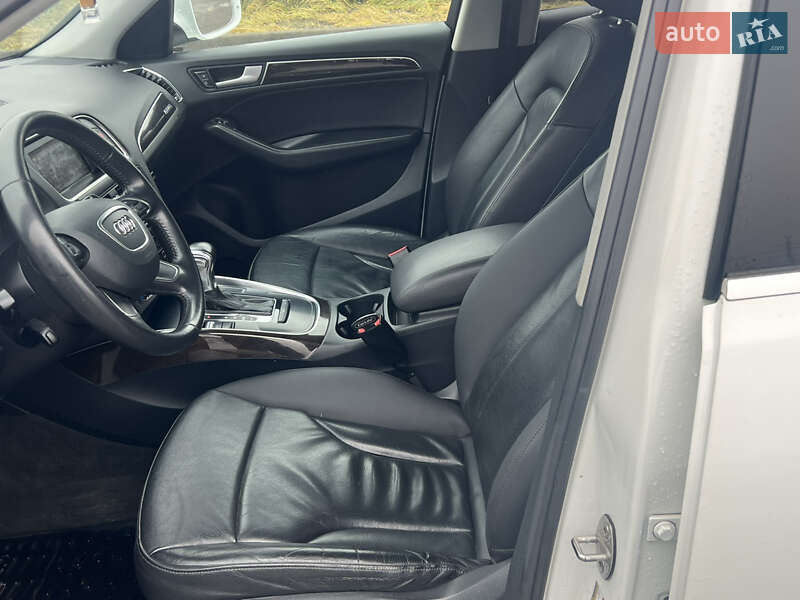 Внедорожник / Кроссовер Audi Q5 2014 в Львове