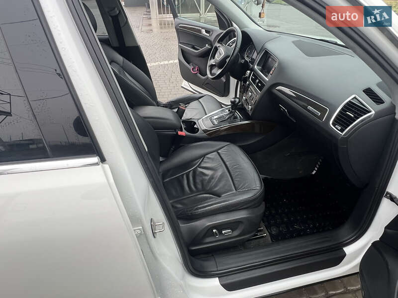 Внедорожник / Кроссовер Audi Q5 2014 в Львове