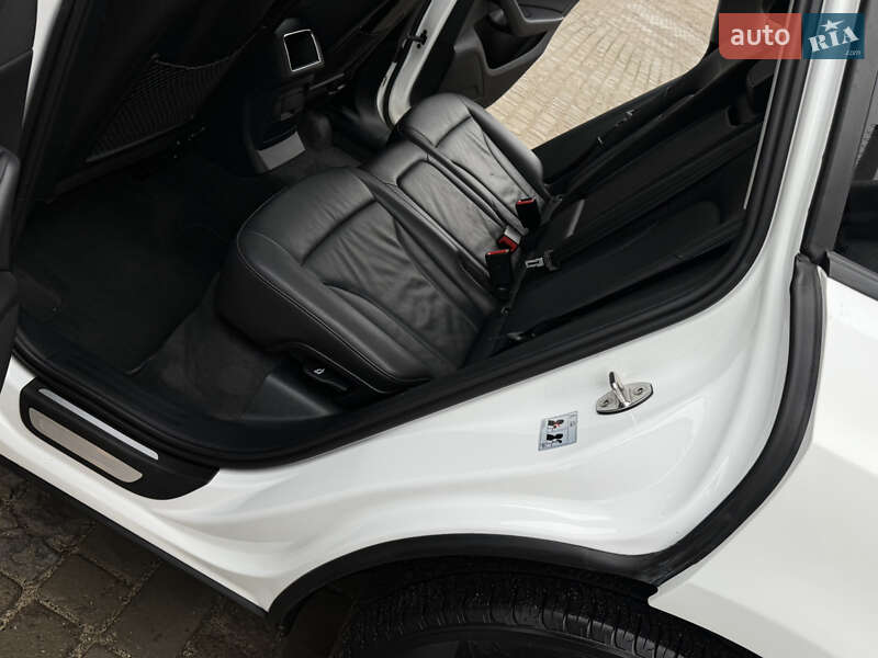 Внедорожник / Кроссовер Audi Q5 2016 в Ковеле фото 58 Внедорожник / Кроссовер Audi Q5 2016 в Ковеле