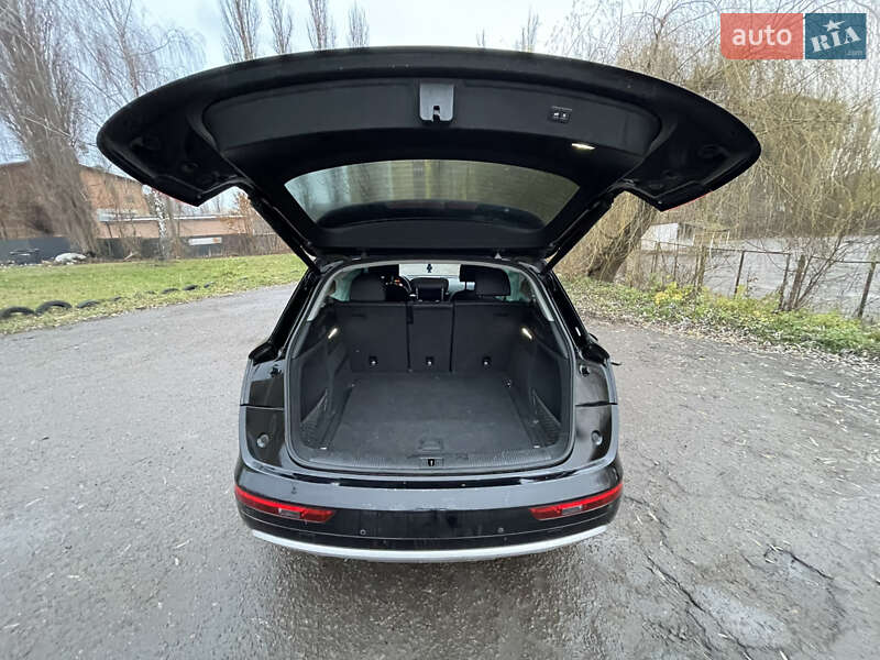 Внедорожник / Кроссовер Audi Q5 2019 в Ровно фото 14 Внедорожник / Кроссовер Audi Q5 2019 в Ровно