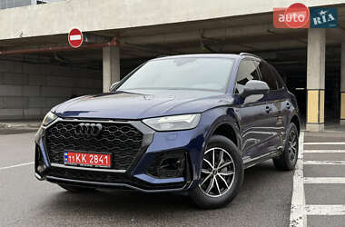 Позашляховик / Кросовер Audi Q5 2022 в Києві