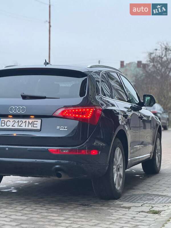 Позашляховик / Кросовер Audi Q5 2011 в Львові