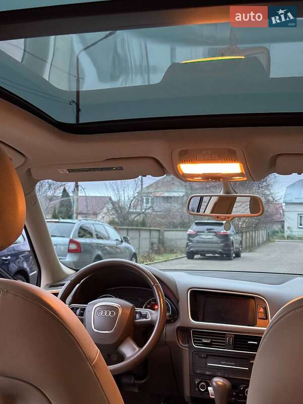 Позашляховик / Кросовер Audi Q5 2011 в Львові