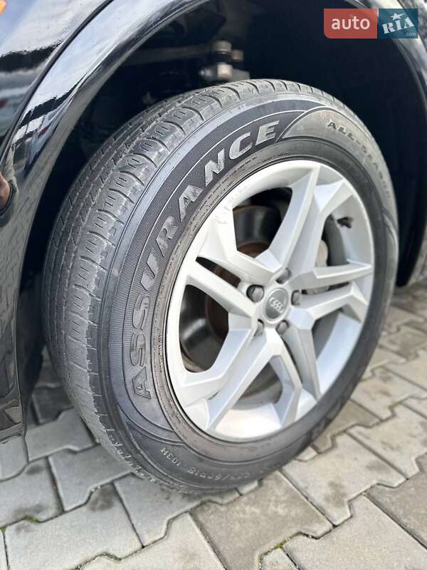 Позашляховик / Кросовер Audi Q5 2018 в Ужгороді