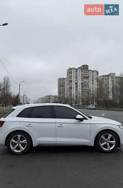 Внедорожник / Кроссовер Audi Q5 2020 в Киеве