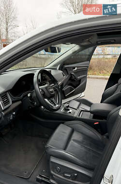 Внедорожник / Кроссовер Audi Q5 2020 в Киеве