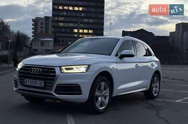 Позашляховик / Кросовер Audi Q5 2018 в Івано-Франківську
