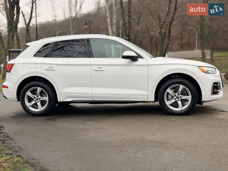 Внедорожник / Кроссовер Audi Q5 2020 в Киеве фото 5 Внедорожник / Кроссовер Audi Q5 2020 в Киеве
