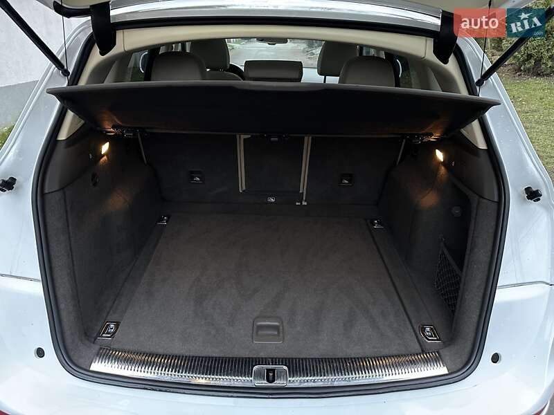 Позашляховик / Кросовер Audi Q5 2015 в Львові фото 17 Позашляховик / Кросовер Audi Q5 2015 в Львові