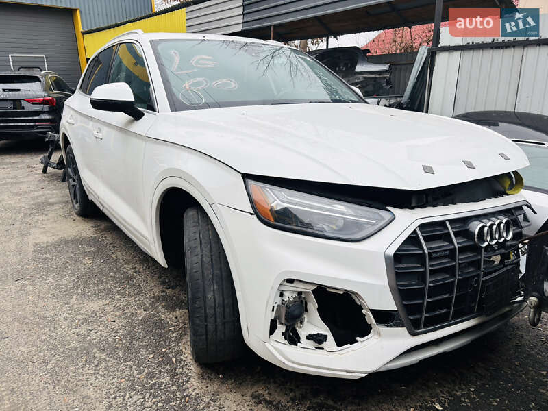 Внедорожник / Кроссовер Audi Q5 2020 в Вышгороде