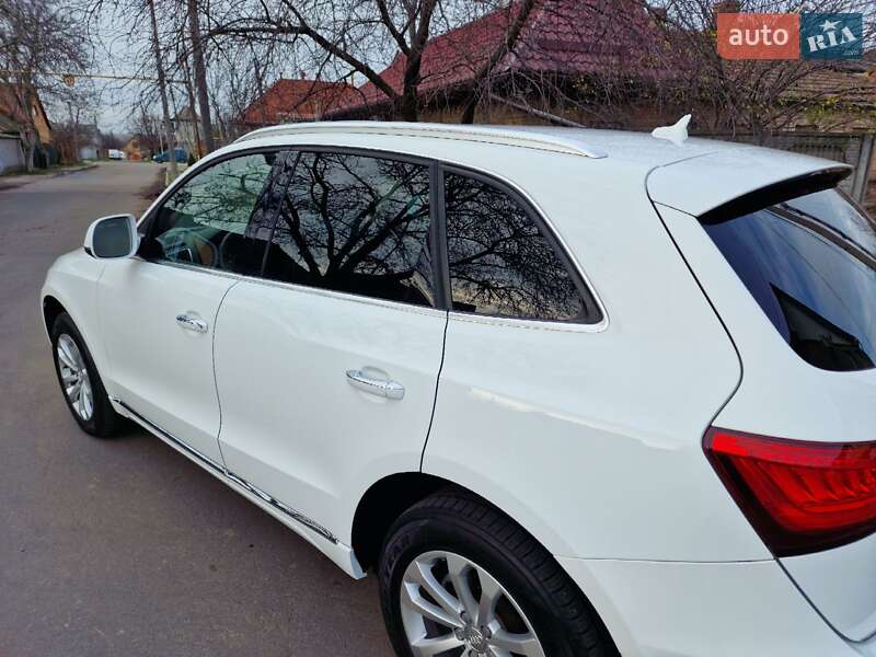 Позашляховик / Кросовер Audi Q5 2015 в Ізмаїлі