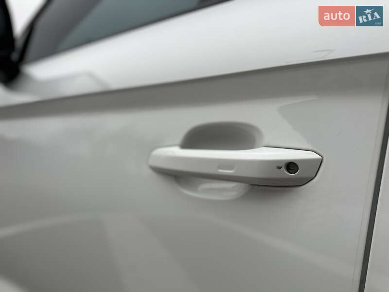 Внедорожник / Кроссовер Audi Q5 2018 в Киеве фото 8 Внедорожник / Кроссовер Audi Q5 2018 в Киеве