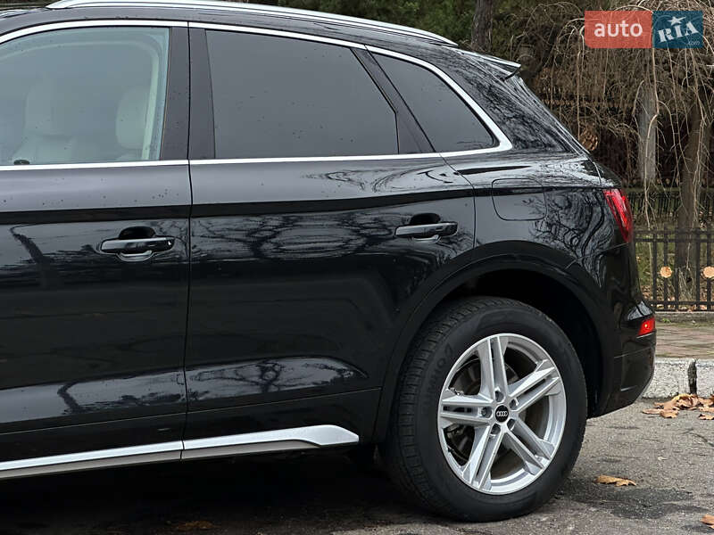 Внедорожник / Кроссовер Audi Q5 2023 в Николаеве