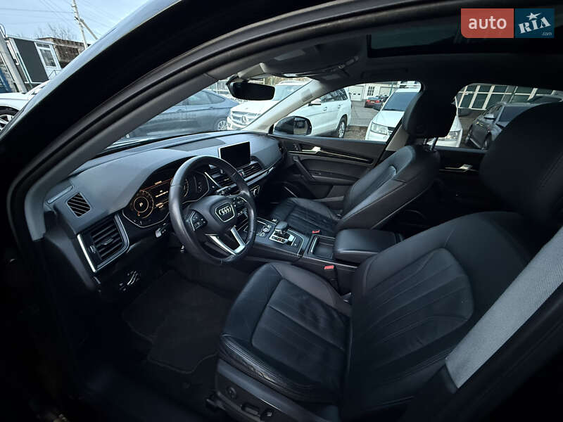 Позашляховик / Кросовер Audi Q5 2018 в Стрию