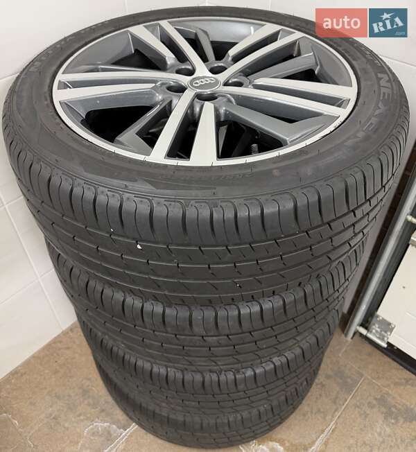 Внедорожник / Кроссовер Audi Q5 2019 в Луцке фото 142 Внедорожник / Кроссовер Audi Q5 2019 в Луцке