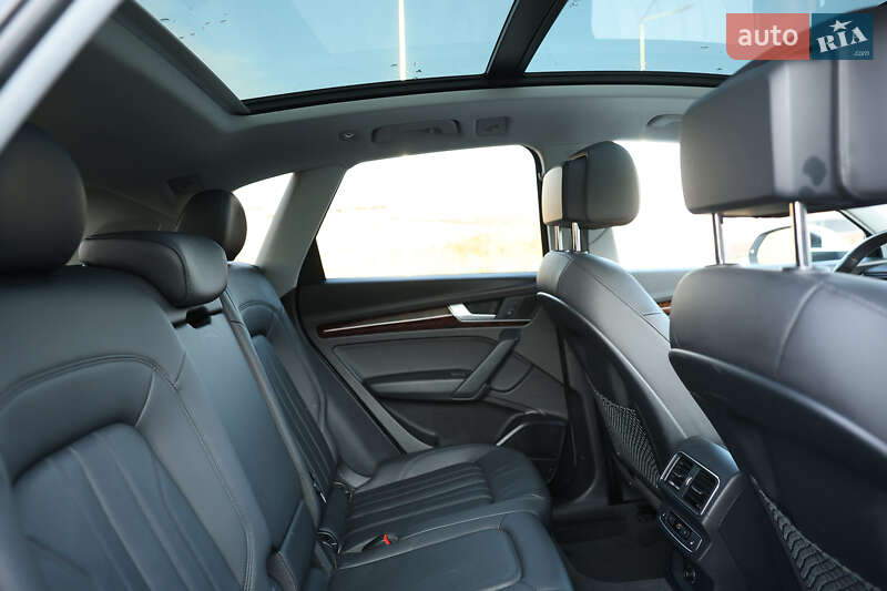 Внедорожник / Кроссовер Audi Q5 2017 в Львове фото 25 Внедорожник / Кроссовер Audi Q5 2017 в Львове