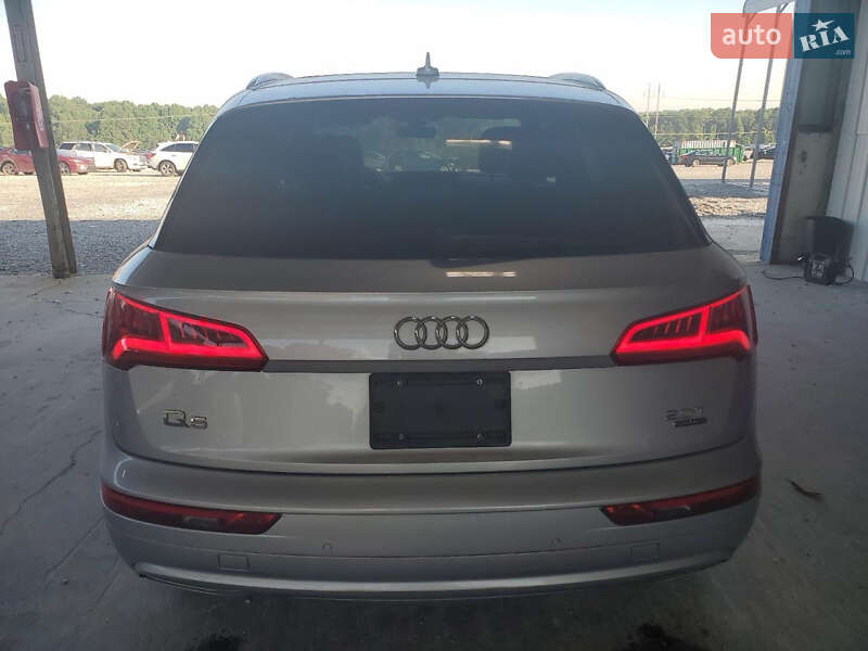 Внедорожник / Кроссовер Audi Q5 2017 в Одессе