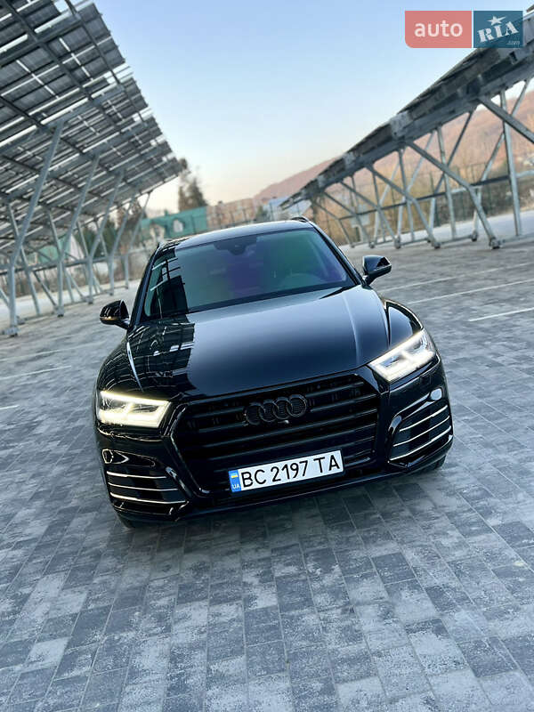 Внедорожник / Кроссовер Audi Q5 2019 в Львове фото 7 Внедорожник / Кроссовер Audi Q5 2019 в Львове