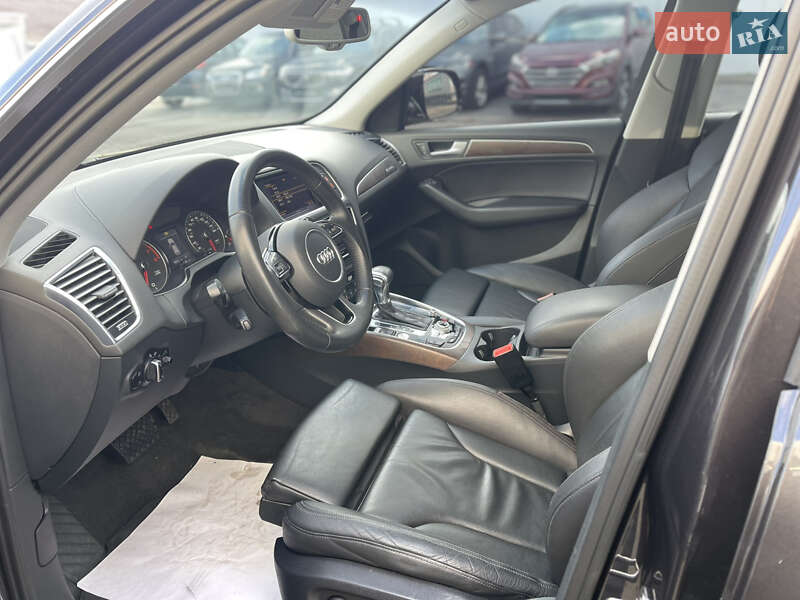 Внедорожник / Кроссовер Audi Q5 2014 в Луцке
