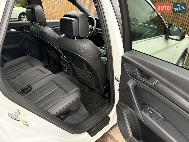 Внедорожник / Кроссовер Audi Q5 2017 в Киеве фото 15 Внедорожник / Кроссовер Audi Q5 2017 в Киеве