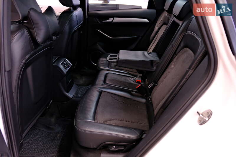 Позашляховик / Кросовер Audi Q5 2012 в Одесі