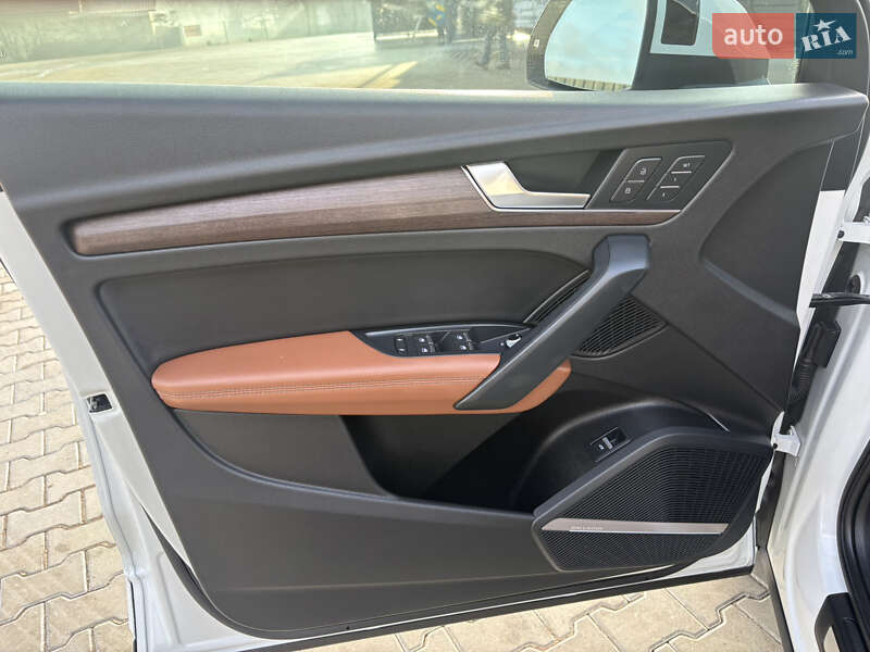 Внедорожник / Кроссовер Audi Q5 2020 в Косове фото 36 Внедорожник / Кроссовер Audi Q5 2020 в Косове