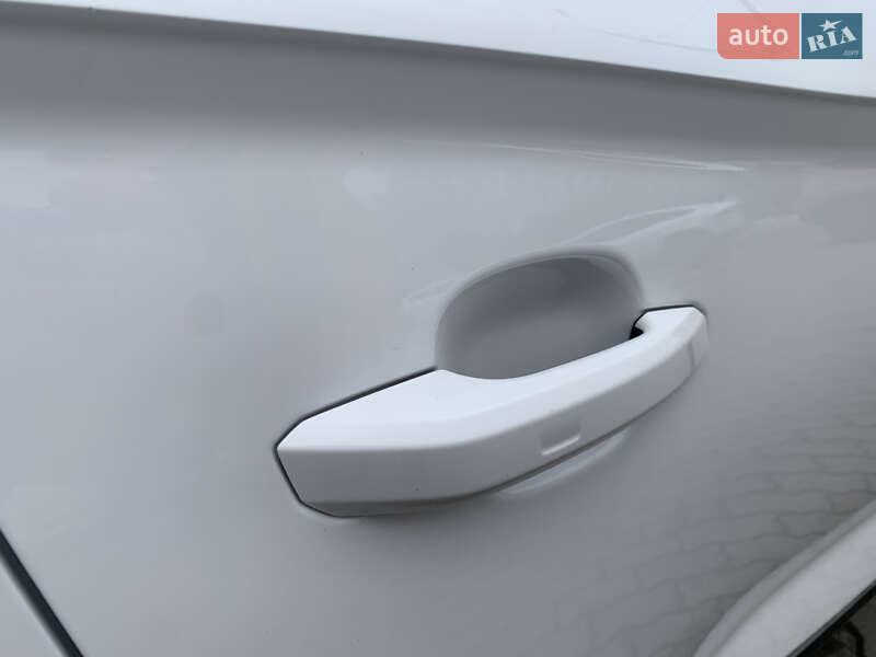 Внедорожник / Кроссовер Audi Q5 2019 в Черновцах