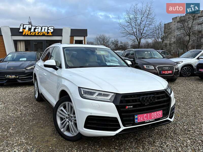 Позашляховик / Кросовер Audi Q5 2017 в Стрию