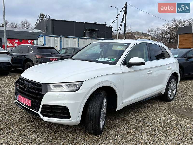 Позашляховик / Кросовер Audi Q5 2017 в Стрию