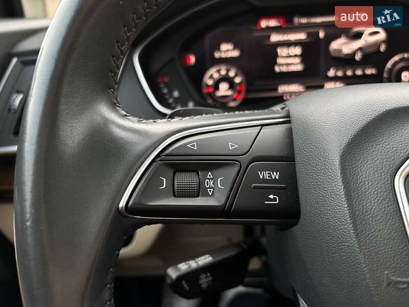 Позашляховик / Кросовер Audi Q5 2017 в Стрию