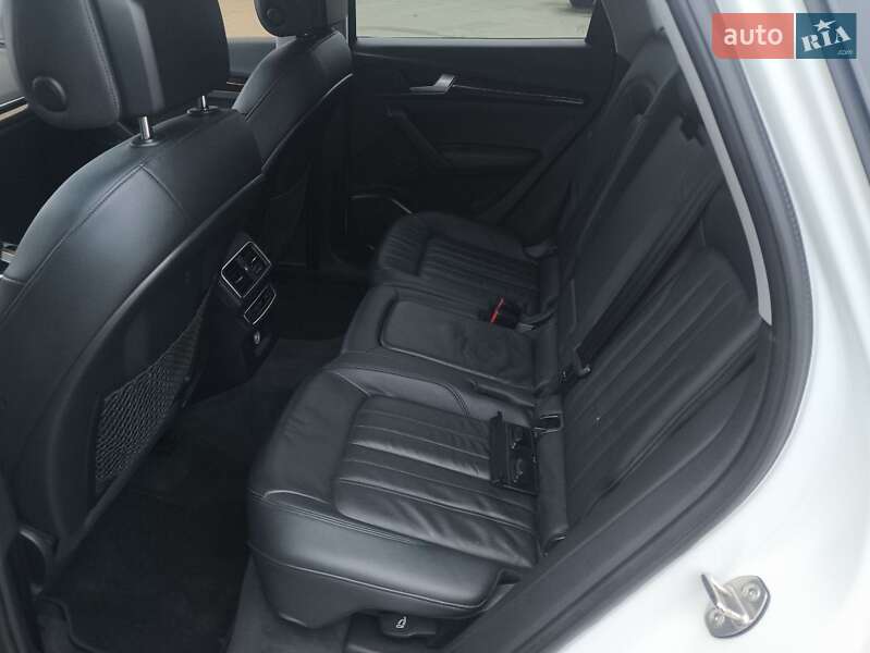 Внедорожник / Кроссовер Audi Q5 2018 в Виннице