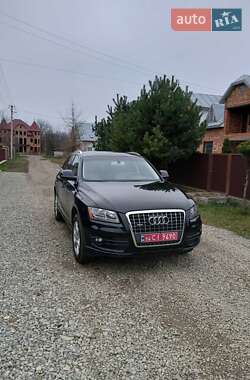 Внедорожник / Кроссовер Audi Q5 2011 в Черновцах