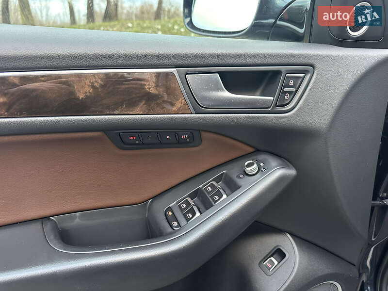Внедорожник / Кроссовер Audi Q5 2016 в Киеве