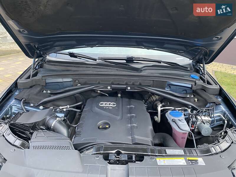 Внедорожник / Кроссовер Audi Q5 2015 в Ровно