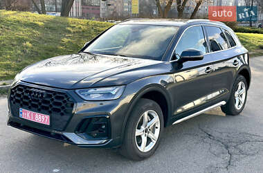 Внедорожник / Кроссовер Audi Q5 2020 в Киеве