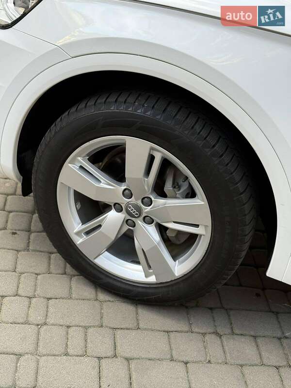 Внедорожник / Кроссовер Audi Q5 2018 в Броварах фото 13 Внедорожник / Кроссовер Audi Q5 2018 в Броварах