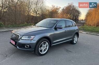 Внедорожник / Кроссовер Audi Q5 2015 в Дубно