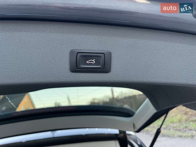 Внедорожник / Кроссовер Audi Q5 2015 в Дубно